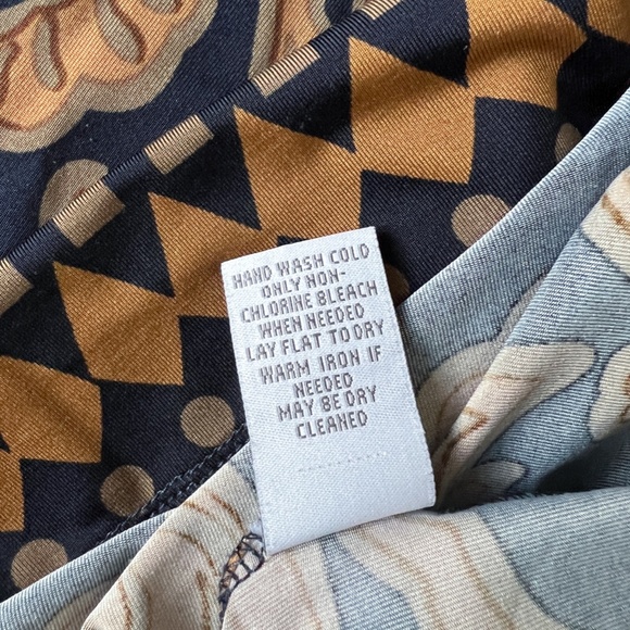 Soft Surroundings Embellished Blue and Brown V-Neck Tunic Size Large - Picture 13 of 14